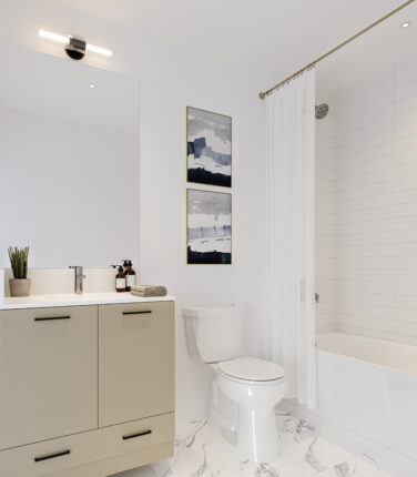 Daniels MPV Bathroom