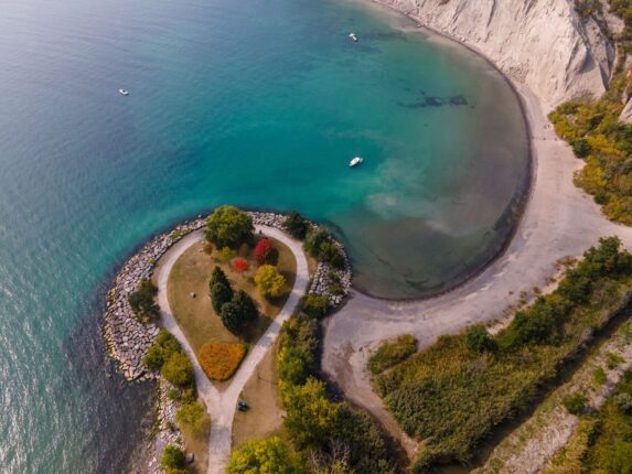 Courcelette Condo Scarborough Bluffs