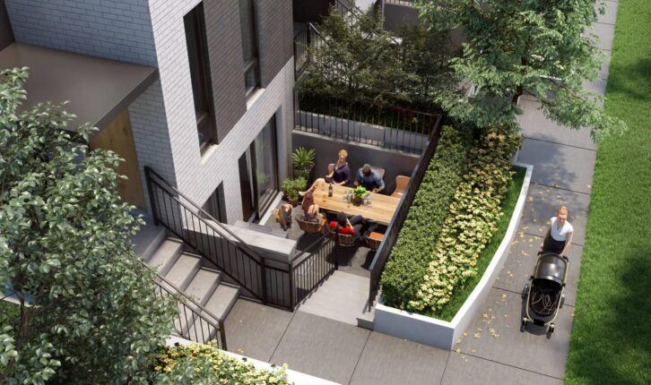 Reunion Crossing Condos & Urban Towns Backyard