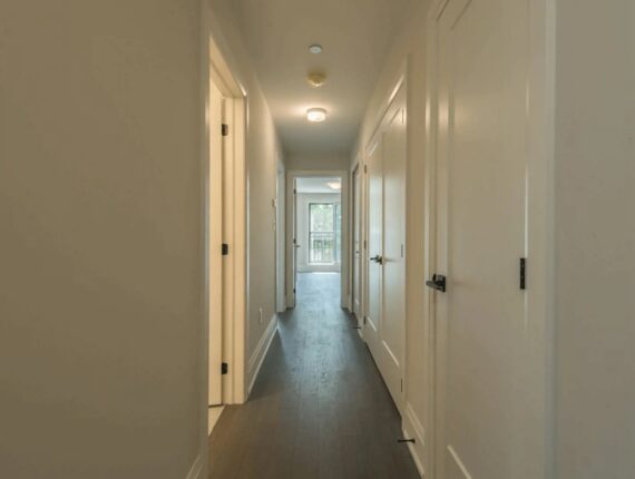 Harbour Place Towns Interior