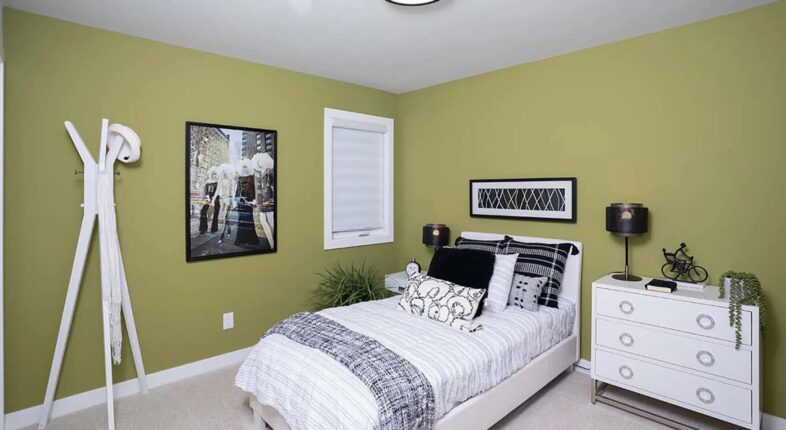 Ridgewood West by Broadview Homes Winnipeg Bedroom